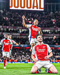 以微弱优势 以微弱优势